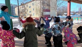 Развлечения для детей "Играем в народные игры"